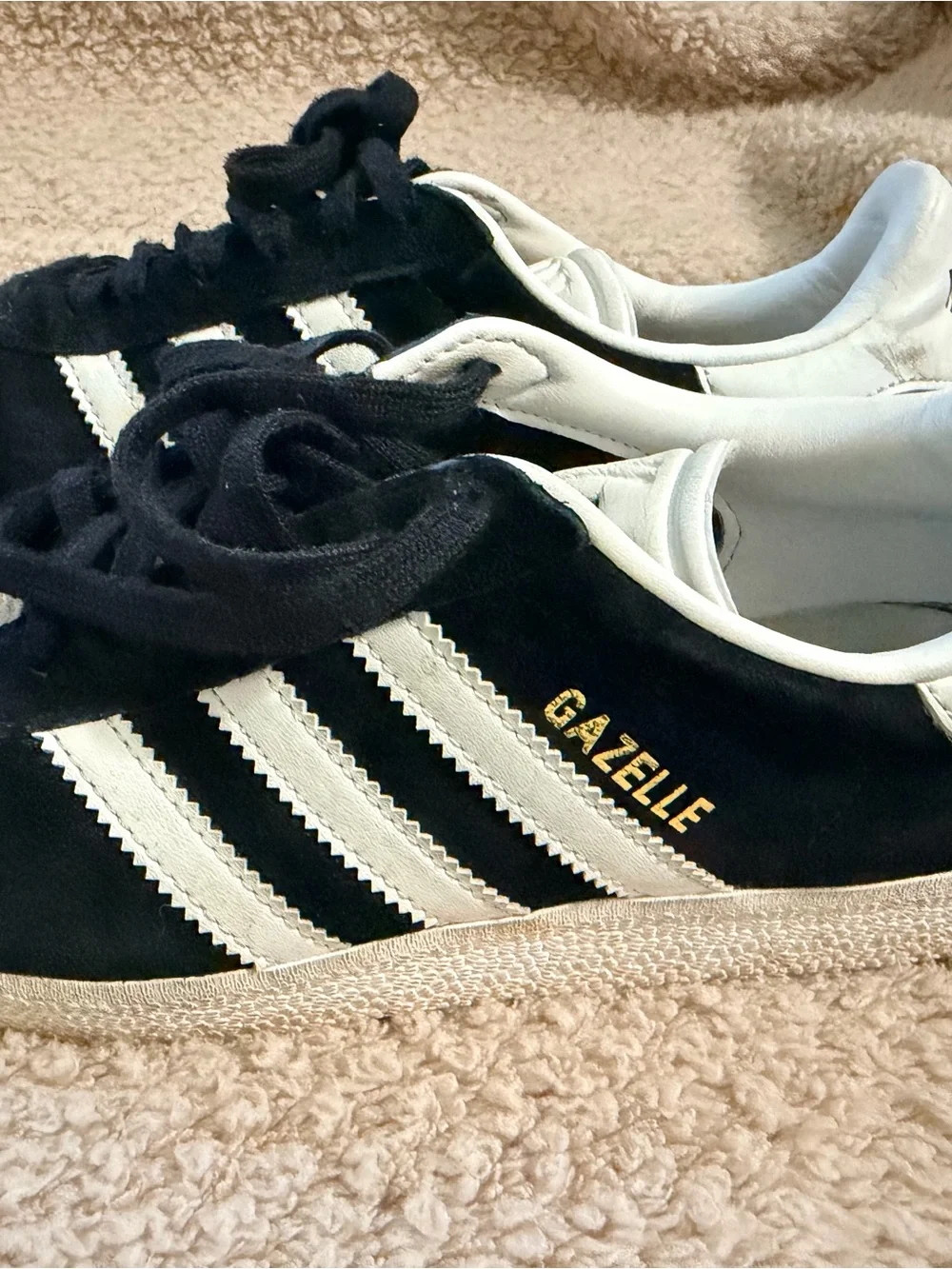 Adidas Gazelle Black Suede Women’s Size 7